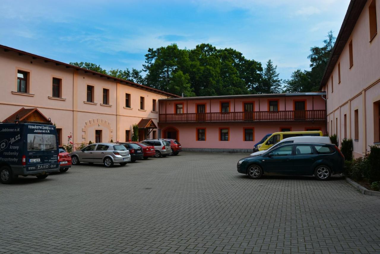 Penzion U Parku Rumburk Bagian luar foto